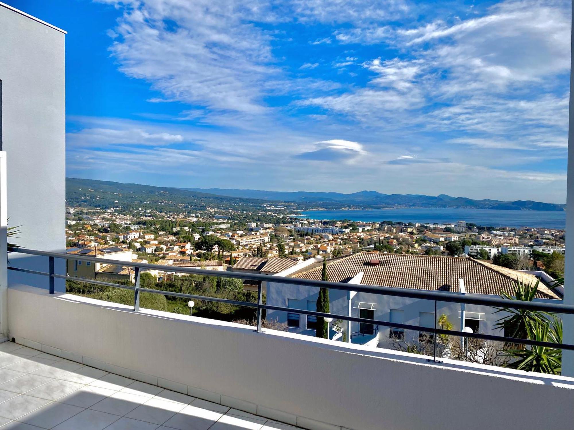 Sea View Climatise Terrasse Vue Mer Parking By Laconciergerie13 Ла Сиота Екстериор снимка